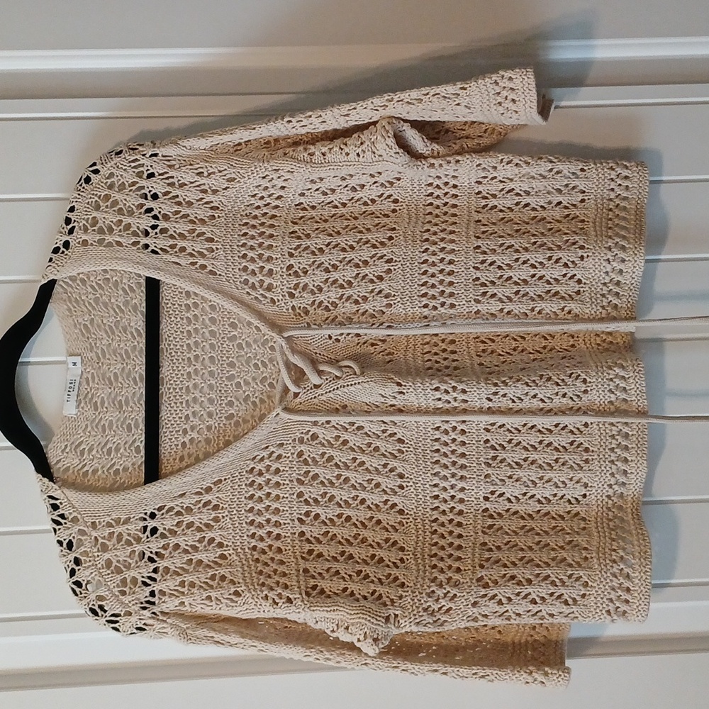 TIFFOSI CROCHET TOP WITH LACE UP FRONT SZ M